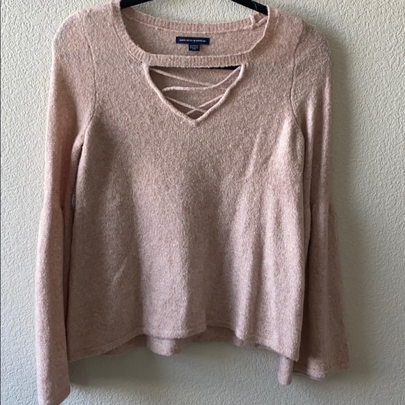 AE Pink Sweater - Picture 4 of 5